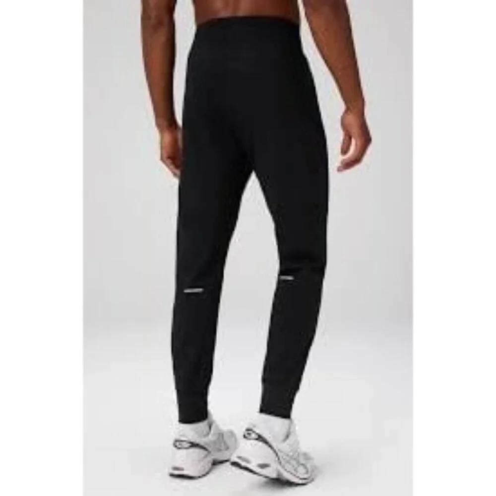Fabletics The Altitude Slim-Fit Jogger Pants Men’s Large Black Athletic Running